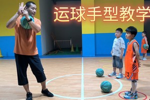 篮球训练基础动作视频